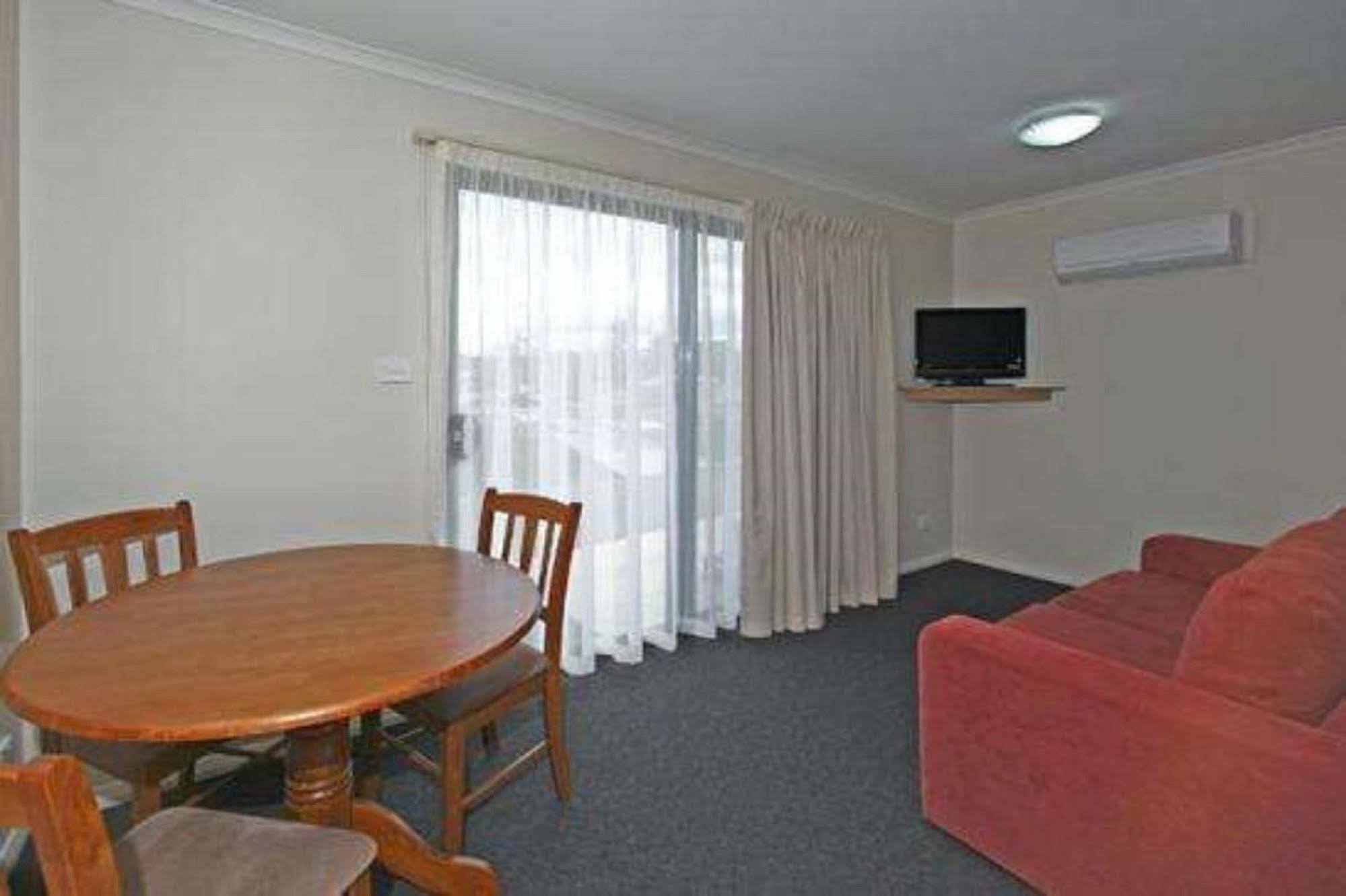 Big4 Hobart Airport Tourist Park 호텔 Cambridge 외부 사진